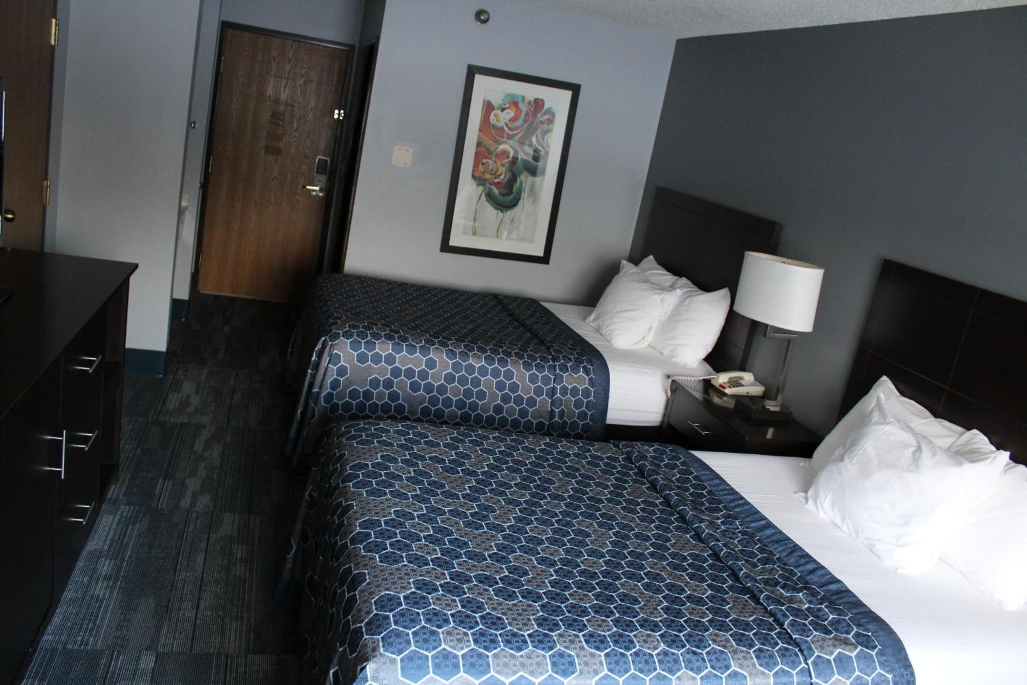 American Inn And Suites Ionia Exterior photo